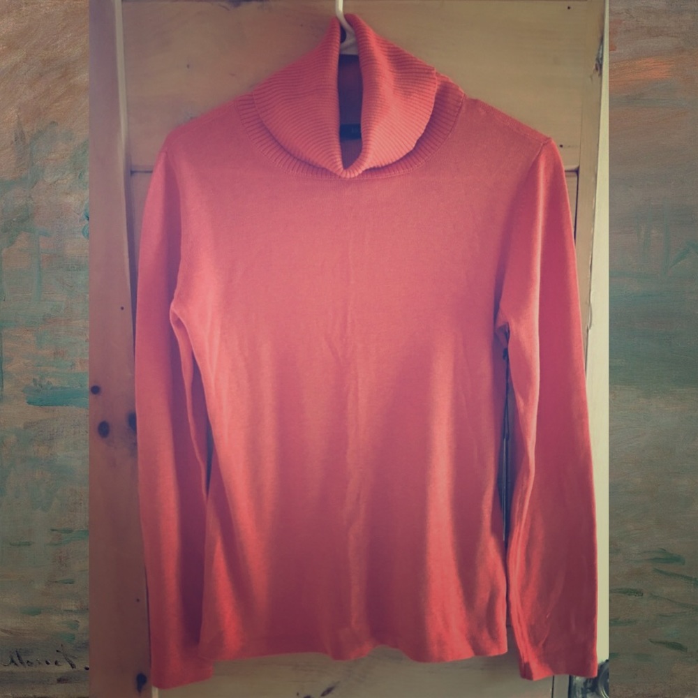 KIAL • Cotton/Sill blend Turtleneck